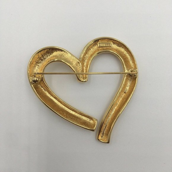 MONET Signed Gold Tone Heart Brooch - Picture 2 of 3